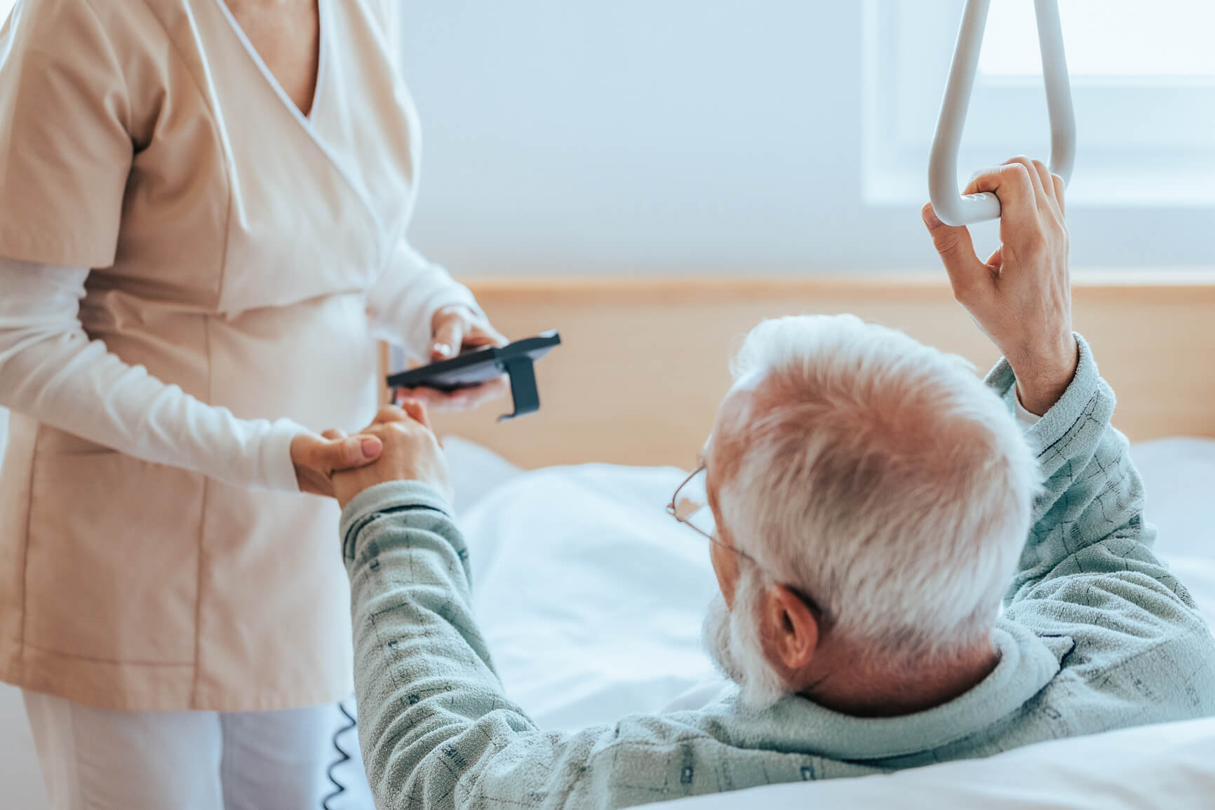 Die Bedeutung der Ernährung im Pflegedienst Gründen : Gesundheit und Wohlbefinden fördern